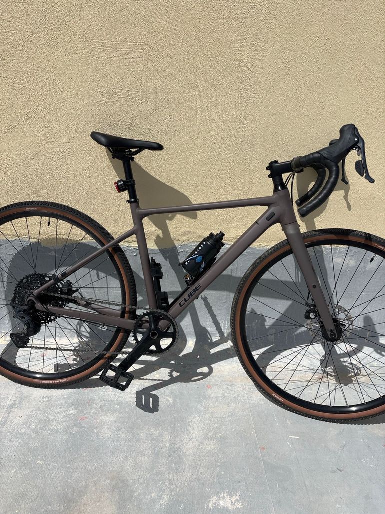 CUBE NUROAD, ONE 2025 2025 Road & Gravel usato, Grigio chiaro — immagine 2 di 7