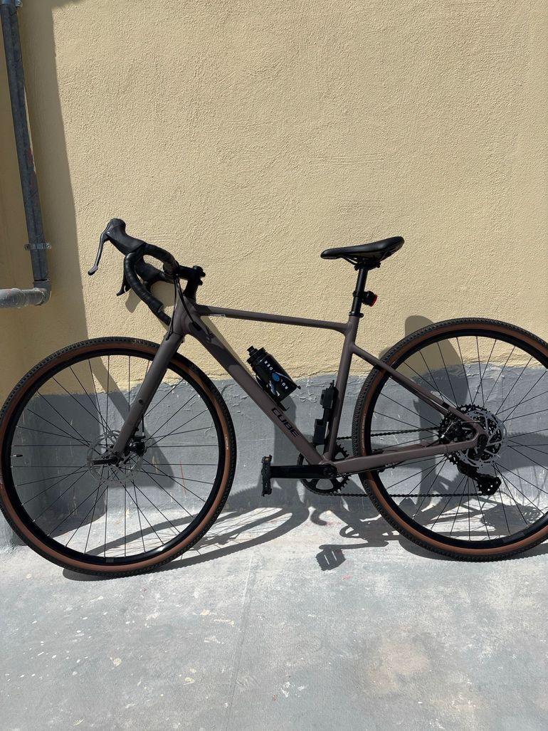 CUBE NUROAD, ONE 2025 2025 Road & Gravel usato, Grigio chiaro — immagine 1 di 7