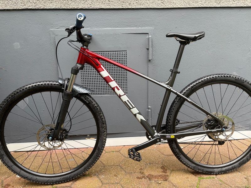 Used Trek Marlin 6 2022 2022 MTB