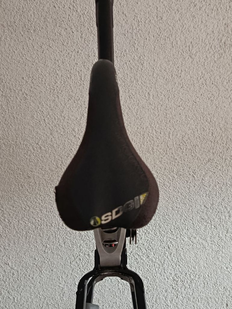 Used Canfield JEDI Frameset 2010 Mountainbike, Black, 26 — image 16 of 18