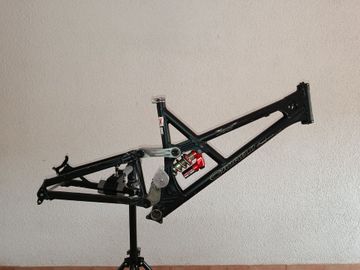 Used Canfield JEDI Frameset 2010 Mountainbike, Black, 26 — image 1 of 18