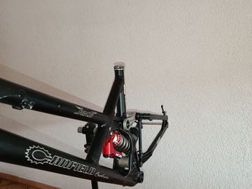 Used Canfield JEDI Frameset 2010 Mountainbike, Black, 26 — image 11 of 18