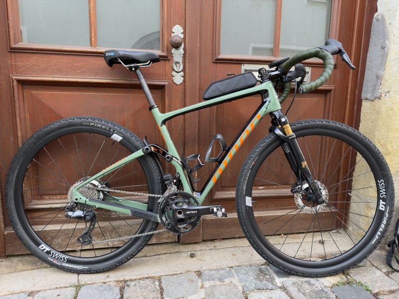 Used Niner MCR 9 RDO Individual Di2 GRX 825 2024 Road & Gravel