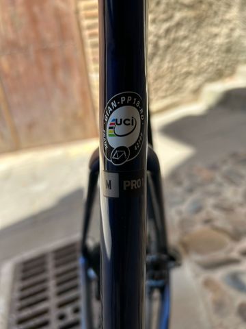 Giant Propel Advanced 1 Disc 2021 2021 Road & Gravel usato, Blu — immagine 1 di 8