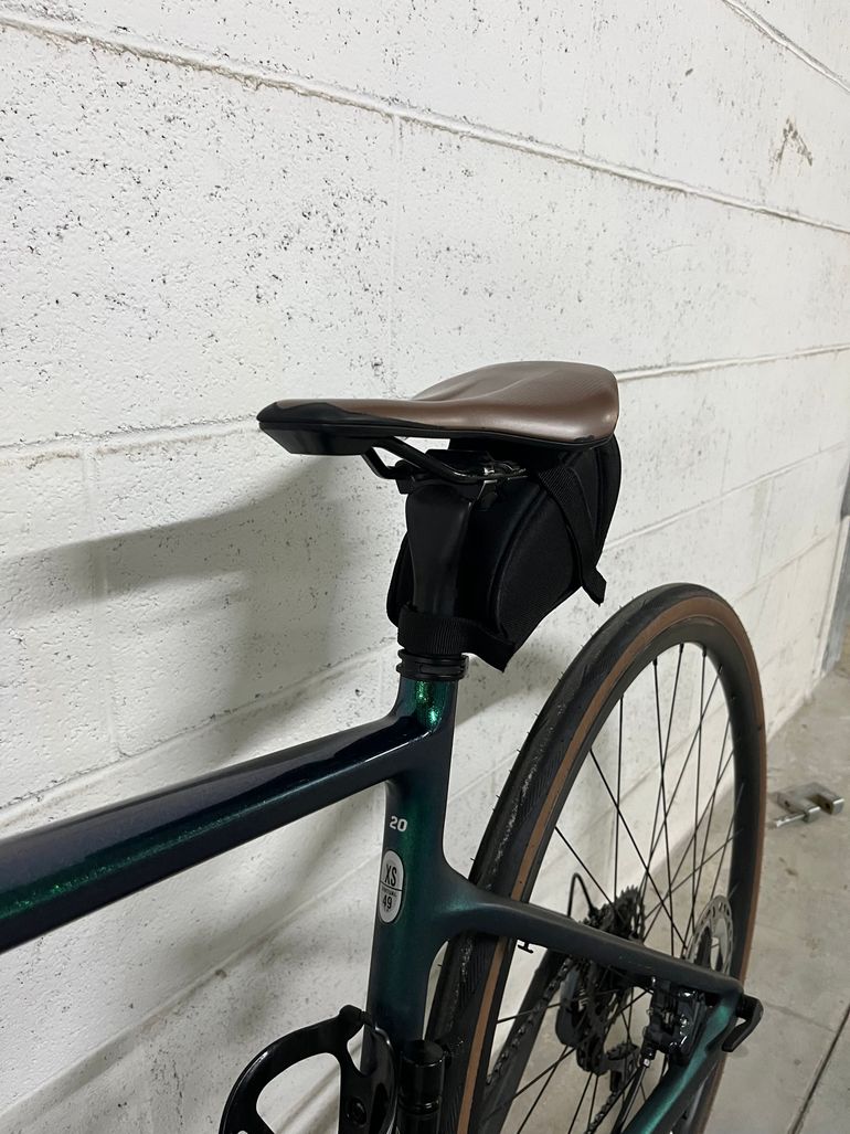 Scott Addict 20 2022 2022 Road & Gravel usato, Verde — immagine 5 di 12