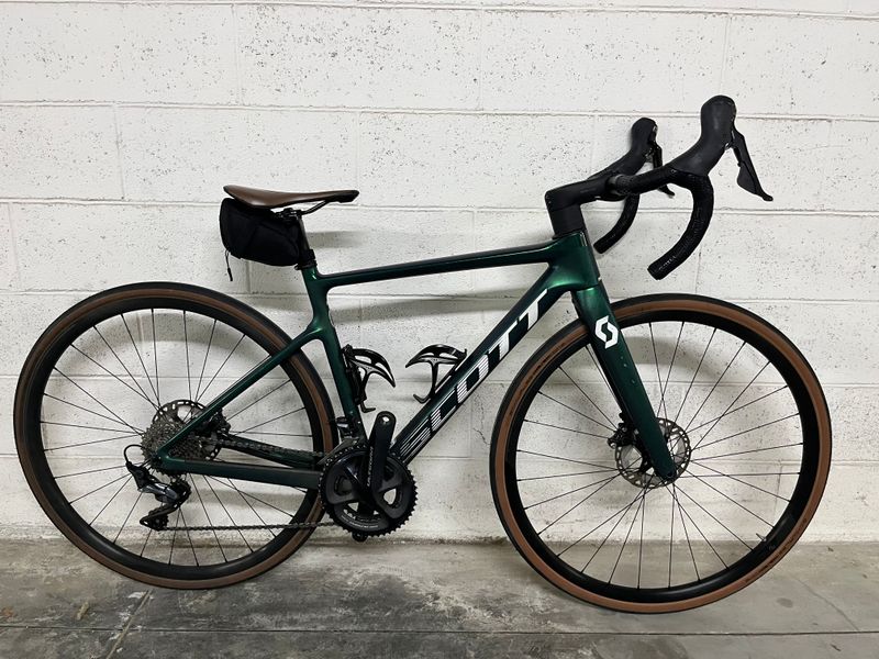 Gebrauchtes Scott Addict 20 2022 2022 Road & Gravel
