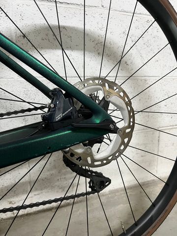 Scott Addict 20 2022 2022 Road & Gravel usato, Verde — immagine 10 di 12