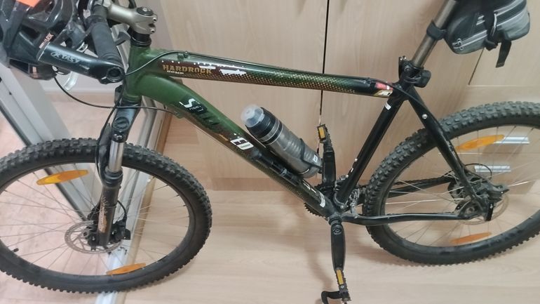 Gebrauchtes Specialized Hardrock 2017 Mountainbike, Grün — Bild 4 von 4