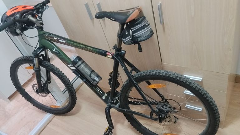 Gebrauchtes Specialized Hardrock 2017 Mountainbike, Grün — Bild 3 von 4