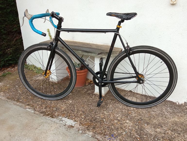 Used Desconocido Custom Campagnolo Veloce 2024 Road & Gravel, Black — image 2 of 4