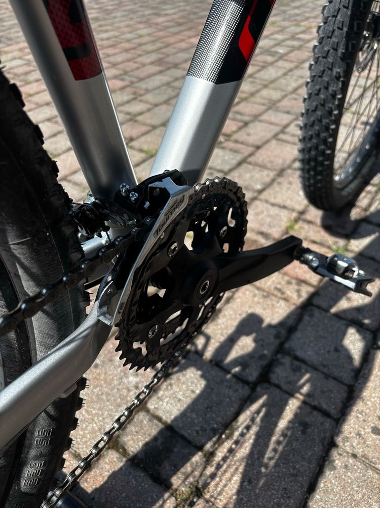 Used Olympia Drake SRAM X9 2025 Mountainbike, Light Gray — image 3 of 6