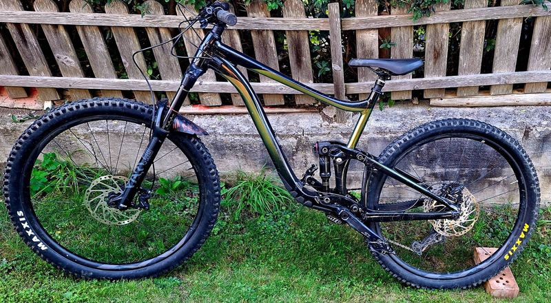 Used Giant Reign 29 2 2021 2021 MTB