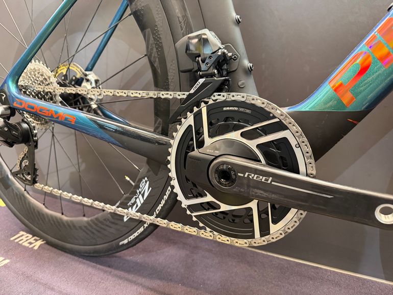 Used Pinarello Dogma X SRAM Red eTap AXS 2027 Road & Gravel, Black — image 4 of 6