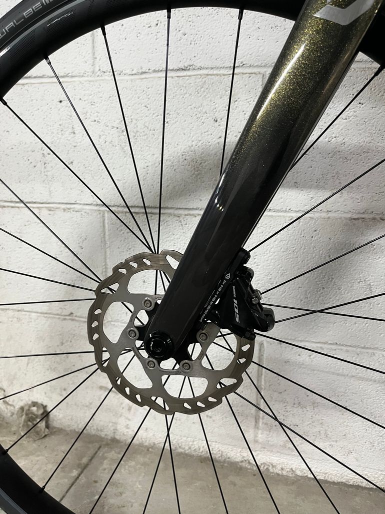 Scott Addict 30 2023 2023 Road & Gravel usato, Nero — immagine 5 di 10