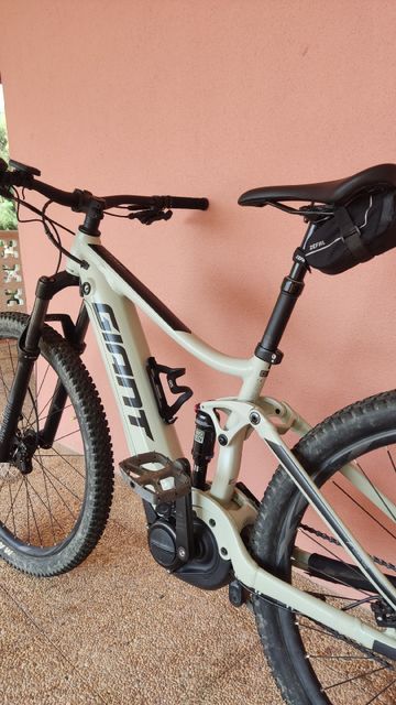 Used Giant Stance SRAM SX Eagle 2021 Mountainbike, White — image 8 of 8