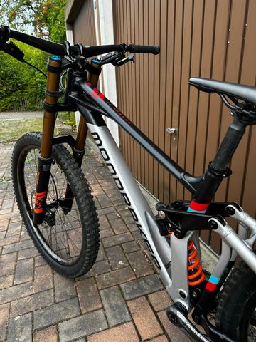 Gebrauchtes Mondraker Summum RR 29 2021 2021 Mountainbike, Hellgrau — Bild 4 von 7