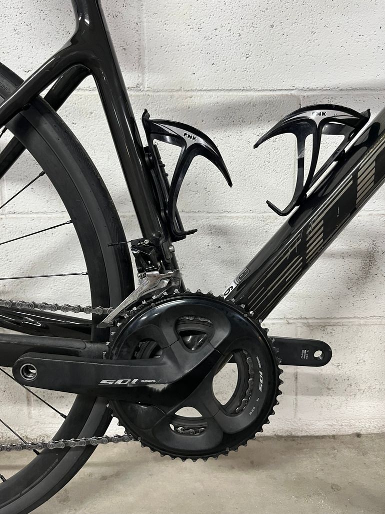 Scott Addict 30 2023 2023 Road & Gravel usato, Nero — immagine 9 di 11