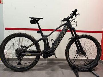 Used Scott Genius eRIDE 910 2023 2023 Mountainbike, Black, 29 — image 1 of 4