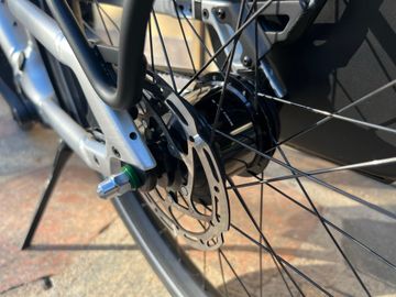 Gebrauchtes Specialized Turbo Como SL 5.0 2022 2022 Urban, Hellgrau — Bild 3 von 11