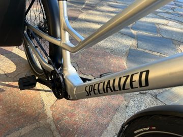 Gebrauchtes Specialized Turbo Como SL 5.0 2022 2022 Urban, Hellgrau — Bild 6 von 11