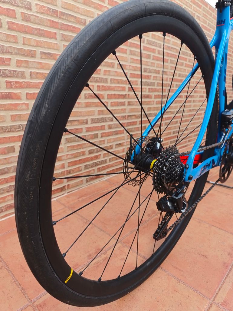 Used BH Quartz Shimano Ultegra Di2 2019 Road & Gravel, Blue — image 4 of 9