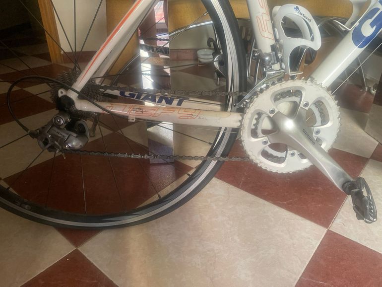 Gebrauchtes Giant Defy 1 2013 2013 Road & Gravel, Weiß — Bild 2 von 4