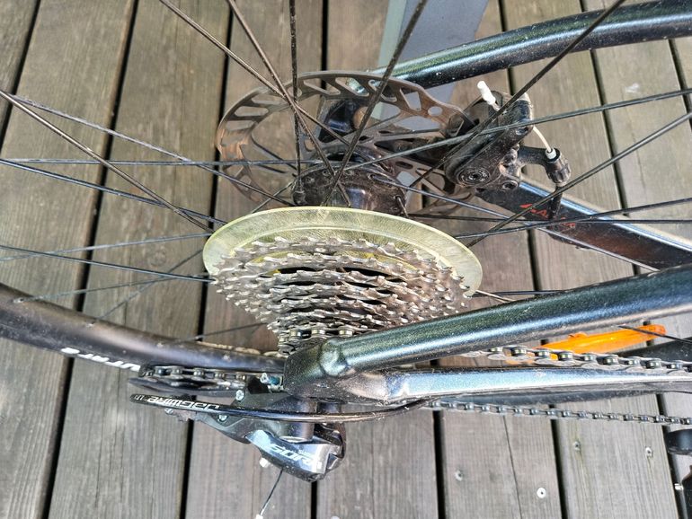 Used Giant Revolt 2 2024 2024 Road & Gravel, Red — image 3 of 5