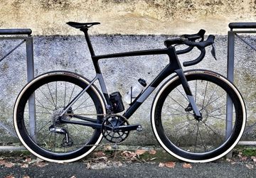 Używany Cannondale Supersix Frameset 2022 Road & Gravel — zdjęcie 1 z 3