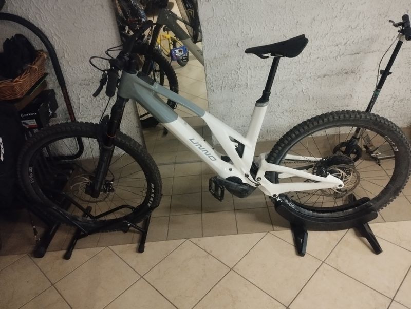 UNNO MITH SRAM GX Eagle 2025 MTB d'occasion