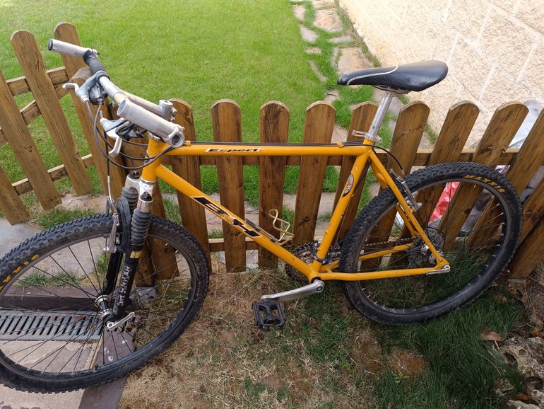 Used BH Expert 1999 Mountainbike, Orange — image 2 of 4