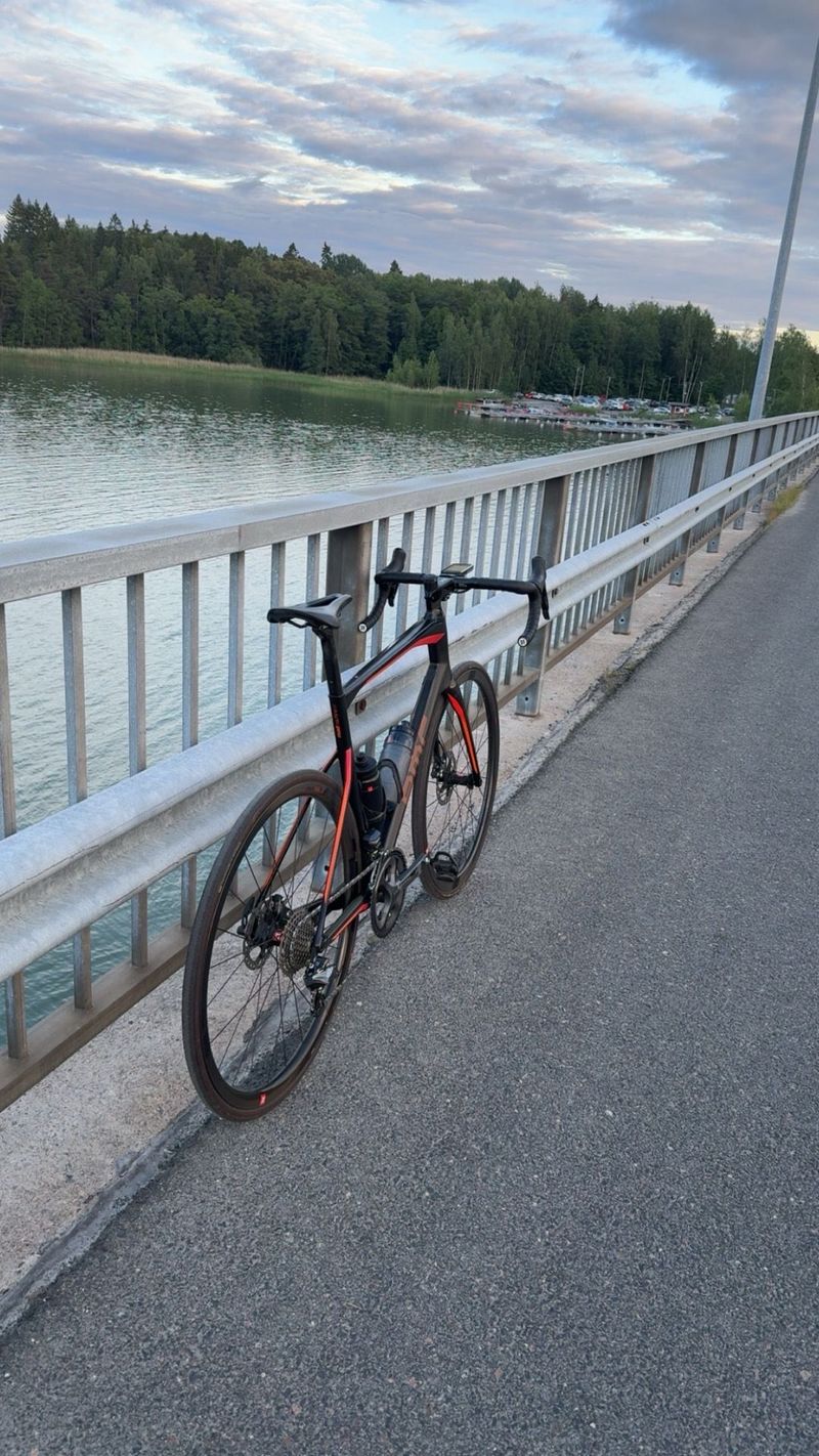 Used BMC Roadmachine Shimano Ultegra Di2 2018 Road & Gravel