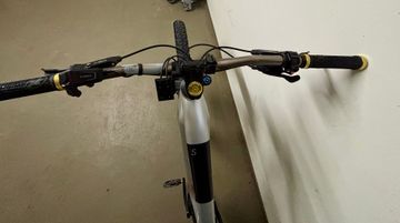 Cube Reaction Hybrid 750 slx 2023 Mountainbike usato, Grigio chiaro — immagine 4 di 7