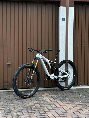 Used Orbea RALLON M-LTD 2018 2018 Mountainbike, White — image 2 of 8