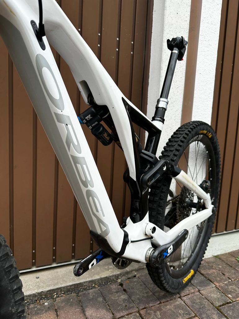 Used Orbea RALLON M-LTD 2018 2018 Mountainbike, White — image 6 of 8