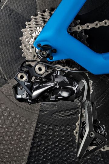 Canyon Speedmax CF SLX 9.0 TT 2019 2019 Road & Gravel usato, Blu — immagine 3 di 8