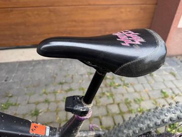 Tweedehands Canyon Torque:ON CF 8 2023 2023 Mountainbike — afbeelding 1 van 6