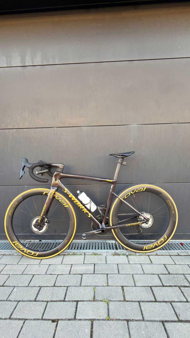 Used Specialized Tarmac SRAM Force eTap AXS 2025 Road & Gravel