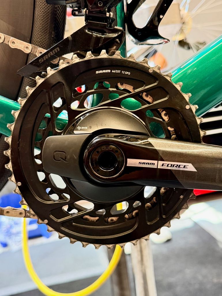 Used Specialized Roubaix SL8 Pro 2024 2024 Road & Gravel, Green — image 3 of 4
