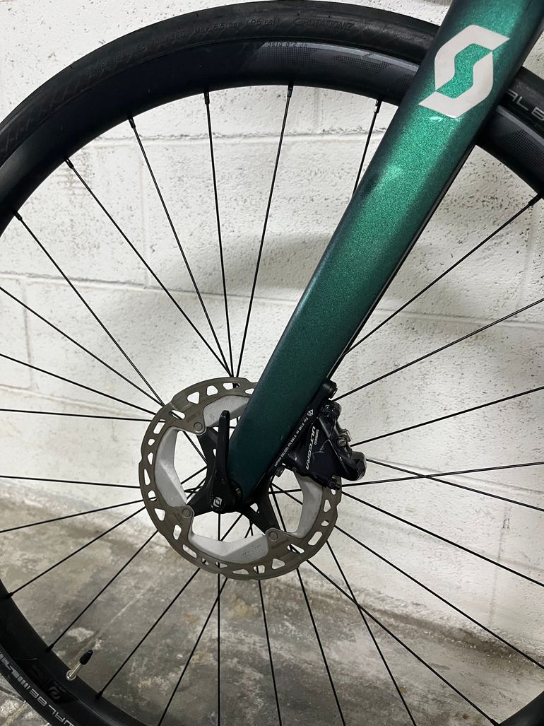 Scott Addict 20 2022 2022 Road & Gravel usato, Verde — immagine 6 di 10