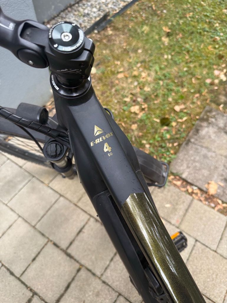 Gebrauchtes Bergamont E-Revox 4 EQ 2022 2022 Mountainbike, Schwarz, 29 — Bild 2 von 4