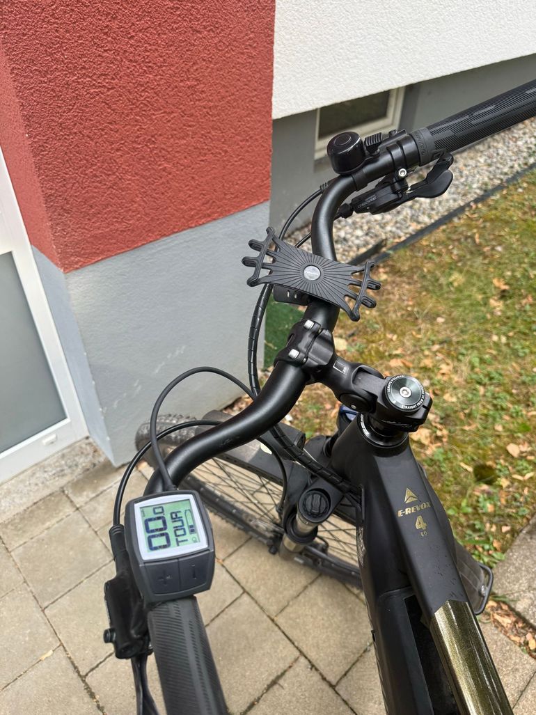 Gebrauchtes Bergamont E-Revox 4 EQ 2022 2022 Mountainbike, Schwarz, 29 — Bild 3 von 4