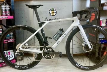 Used Lapierre Xelius SRAM Red eTap AXS 2025 Road & Gravel, Light Gray — image 2 of 5