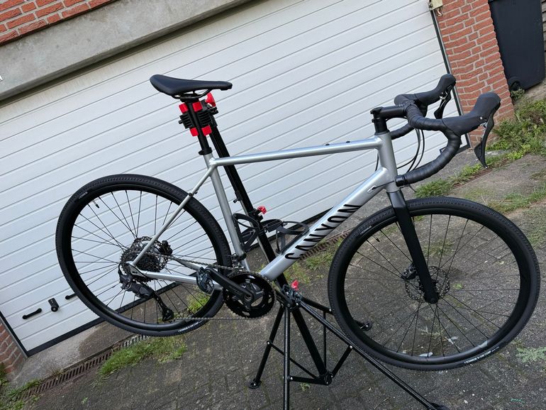 Used Canyon Endurace AllRoad 2025 2025 Road & Gravel, Light Gray — image 5 of 5