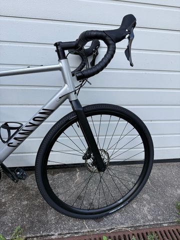 Used Canyon Endurace AllRoad 2025 2025 Road & Gravel, Light Gray — image 4 of 5