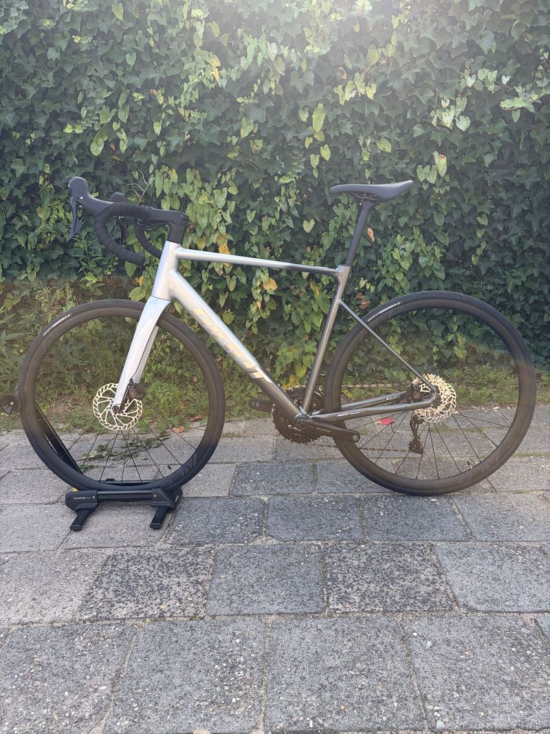 Used Giant Contend SL 0 2026 2026 Road & Gravel