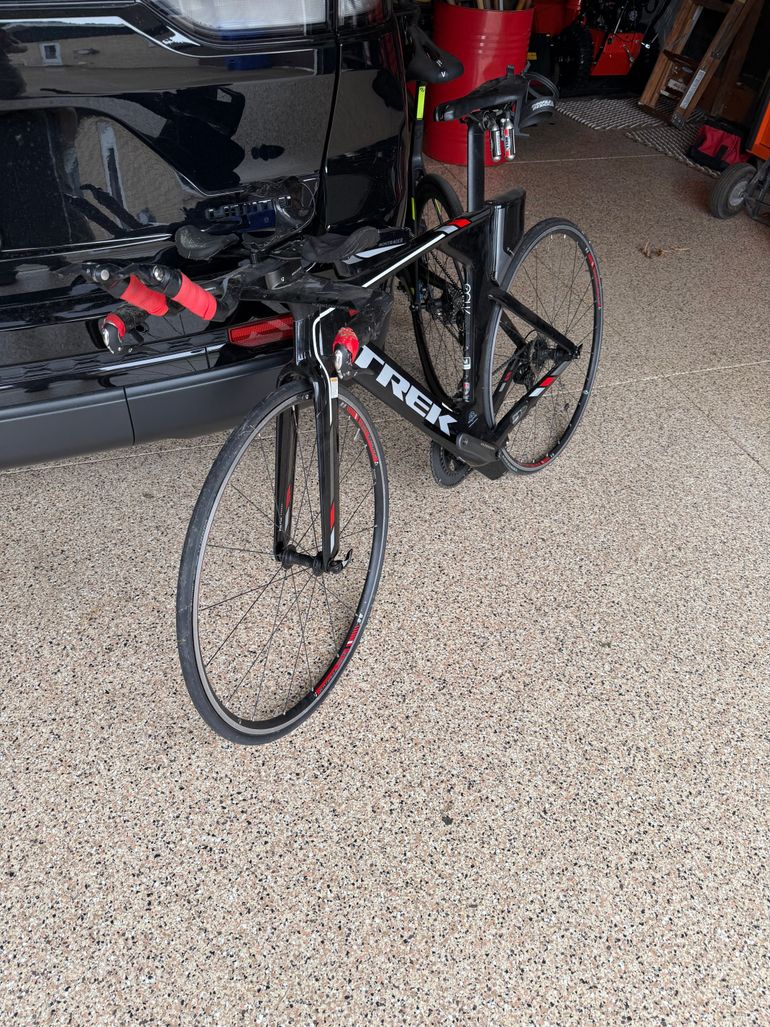Used Trek Speed Concept 7.5 2014 2014 Road & Gravel, Black — image 2 of 5