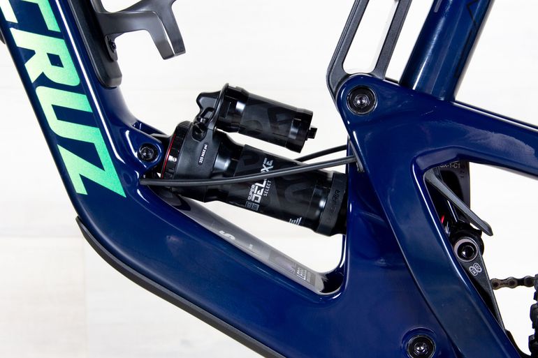 Used Santa Cruz Megatower C 2023 Mountainbike, Blue — image 13 of 16