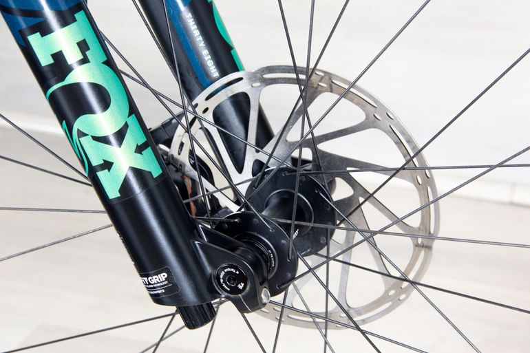 Used Santa Cruz Megatower C 2023 Mountainbike, Blue — image 9 of 16