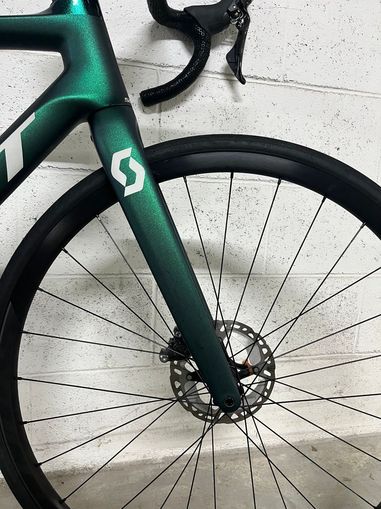 Scott Addict 20 2022 2022 Road & Gravel usato, Verde — immagine 6 di 9