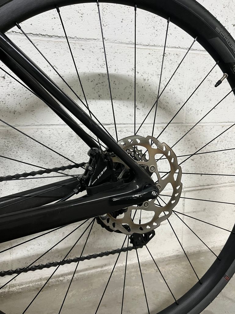 Scott Addict 30 2023 2023 Road & Gravel usato, Nero — immagine 10 di 11